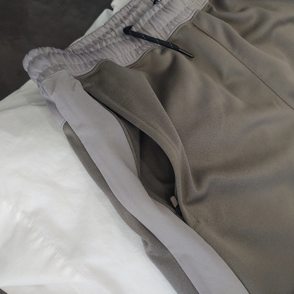 Nike Air Max Joggers Sweatpants Men's BRAND NEW - Picture 8 of 16